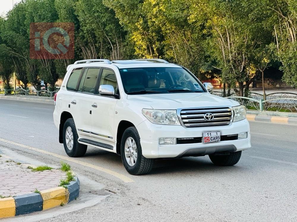 تويوتا لاندكروزر